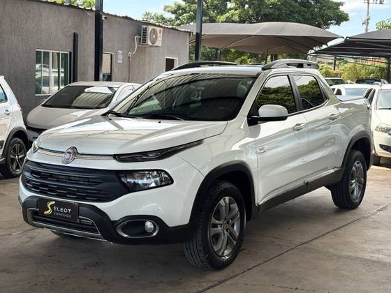 FIAT TORO 2.0 16V TURBO DIESEL FREEDOM 4WD AT9 FIAT TORO 2.0 16V TURBO DIESEL FREEDOM 4WD AT9